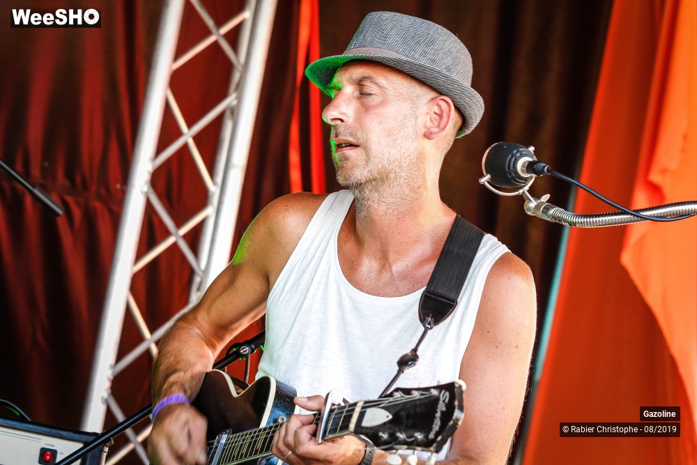 44/46 photos du spectacle Gazoline