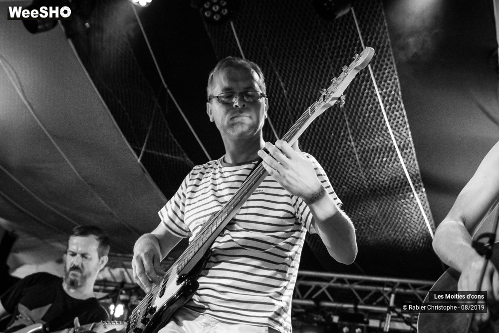 20/26 photos du spectacle Les Moities d'cons