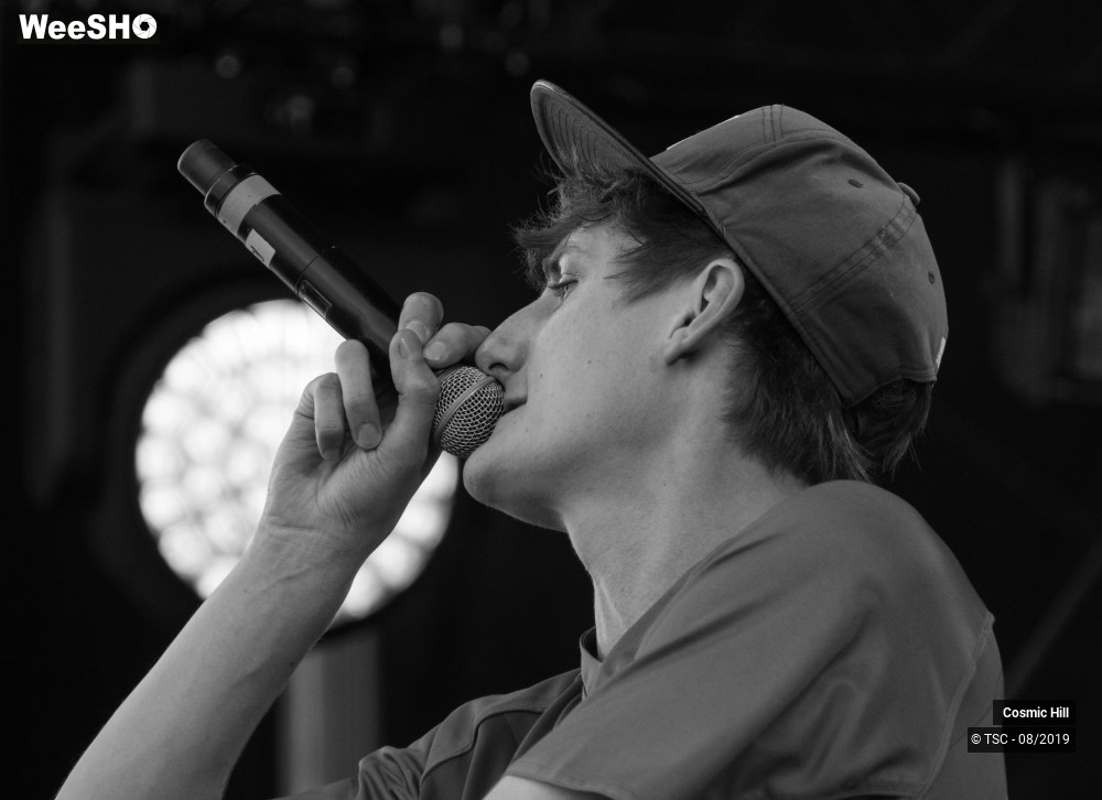 1/13 photos du spectacle Cosmic Hill