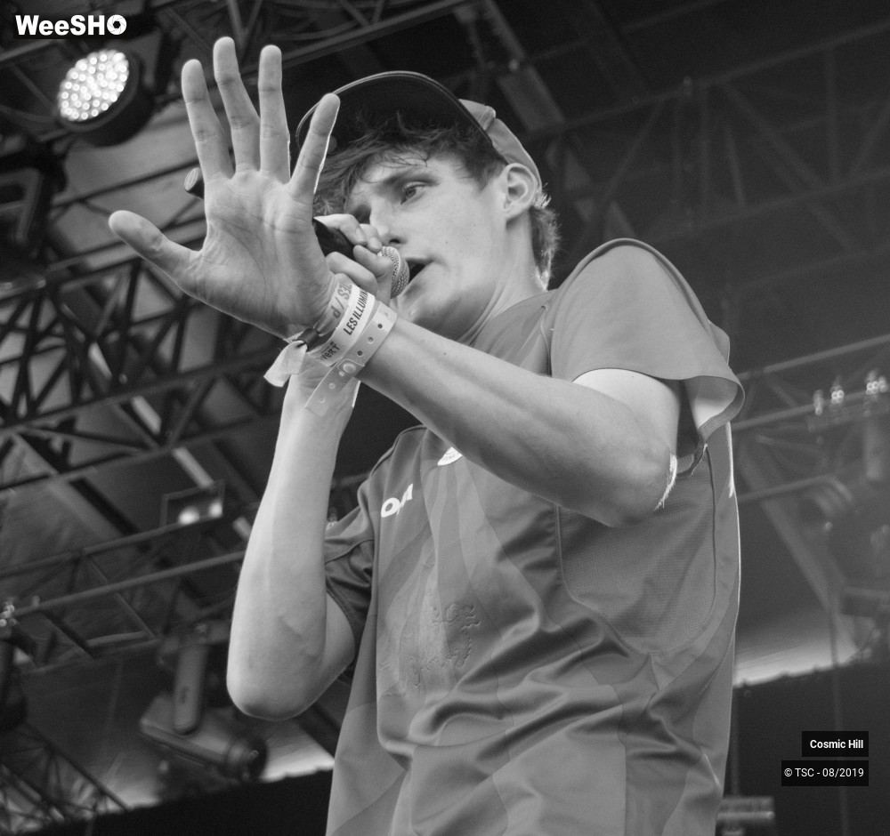 7/13 photos du spectacle Cosmic Hill