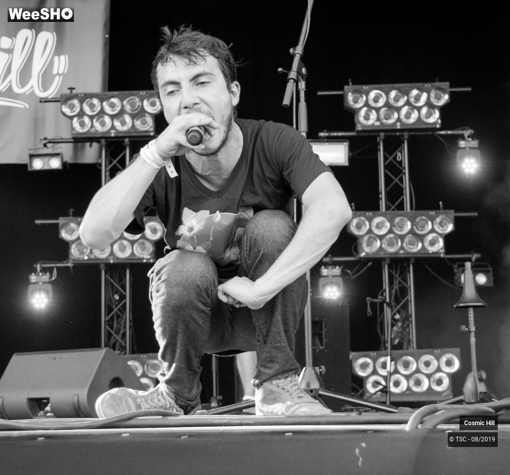 9/13 photos du spectacle Cosmic Hill