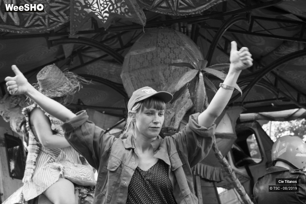 8/20 photos du spectacle Le Carroussel