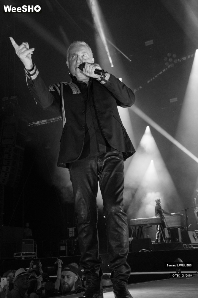 1/17 photos du spectacle Bernard Lavilliers