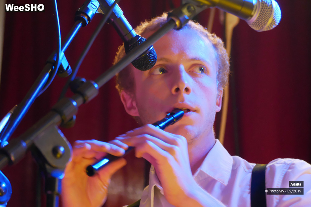 13/22 photos du spectacle Adalta