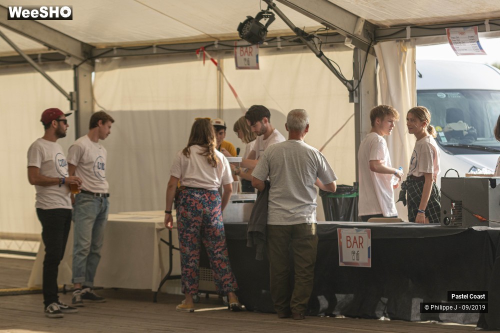 22/22 photos du spectacle Pastel Coast