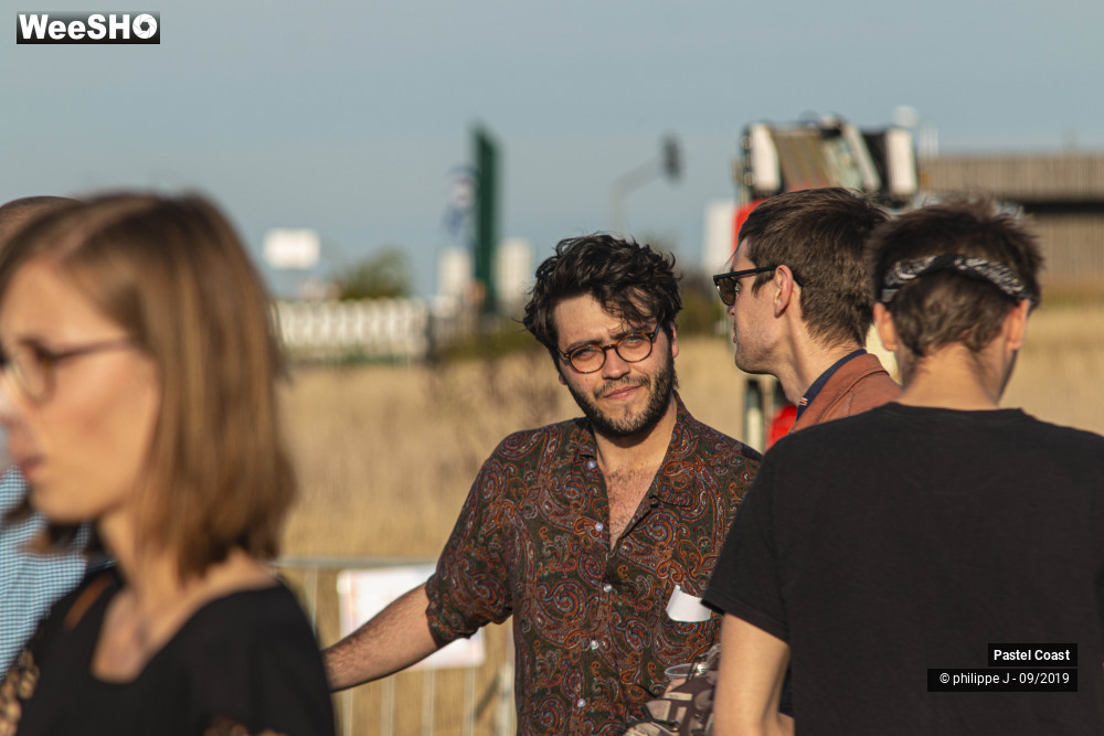 2/22 photos du spectacle Pastel Coast