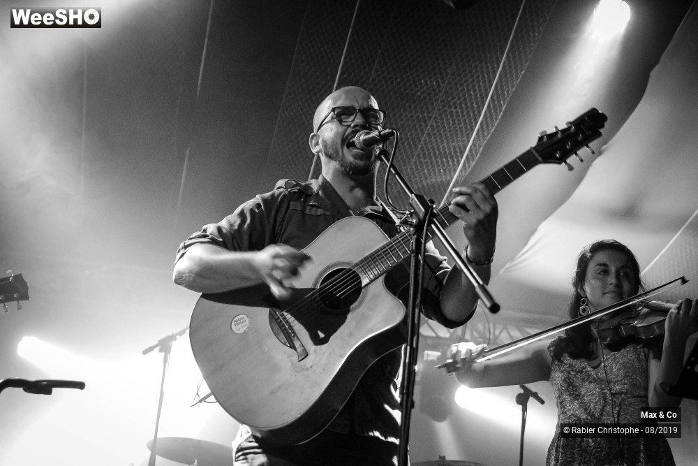 30/30 photos du spectacle Max & Co