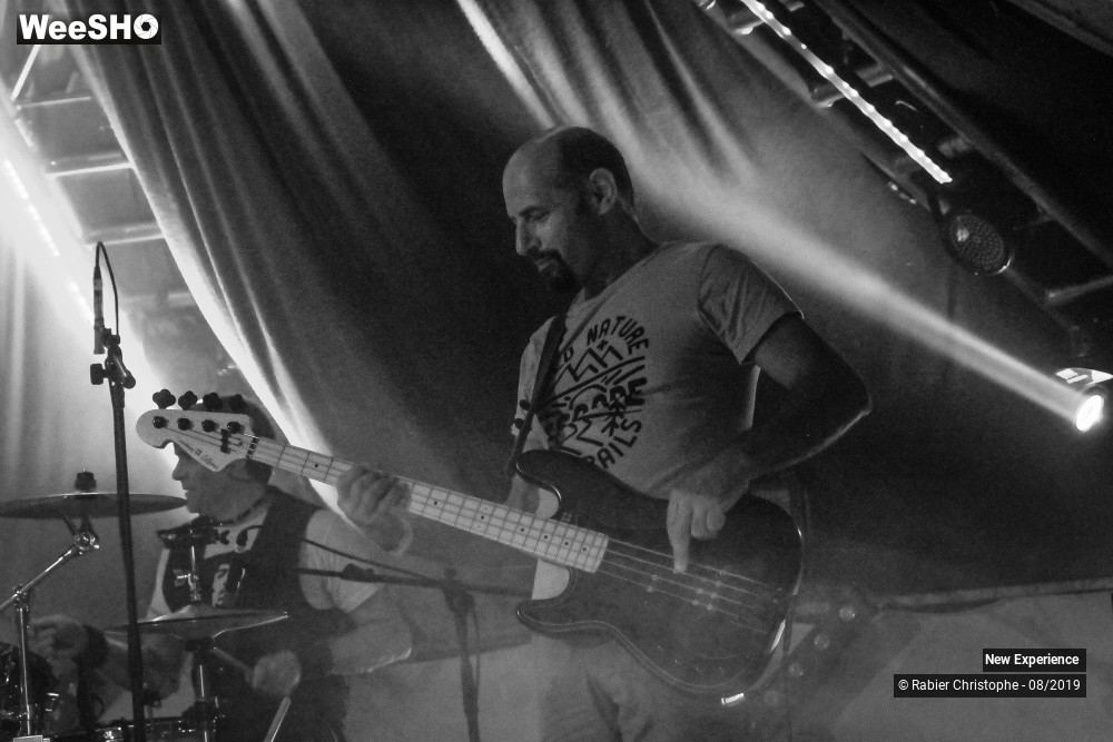 2/10 photos du spectacle New Experience