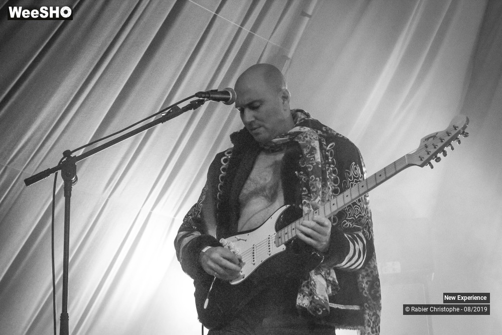 7/10 photos du spectacle New Experience