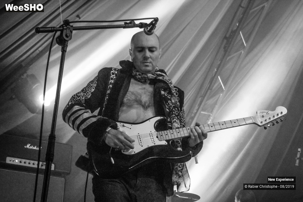 8/10 photos du spectacle New Experience