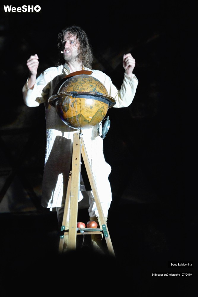 8/34 photos du spectacle Galiléo