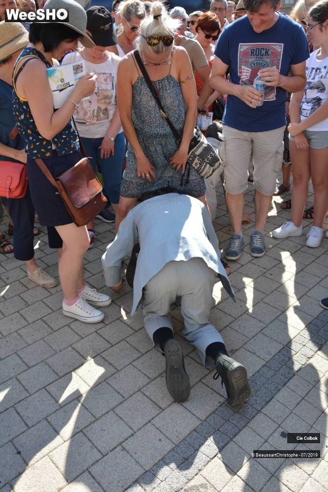 1/38 photos du spectacle Les Hirsutes