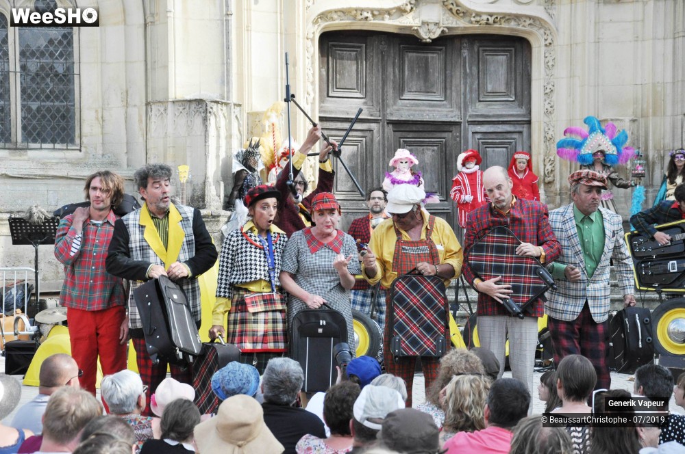 20/42 photos du spectacle La Deusche Joyeuse