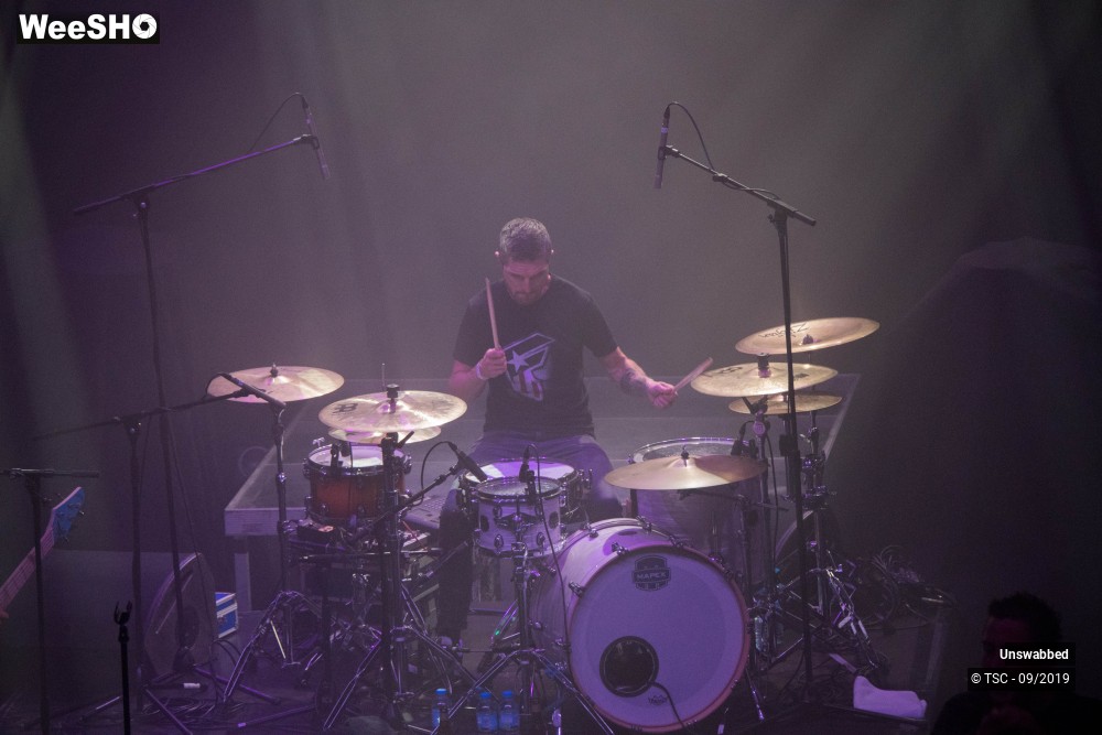 8/9 photos du spectacle Unswabbed