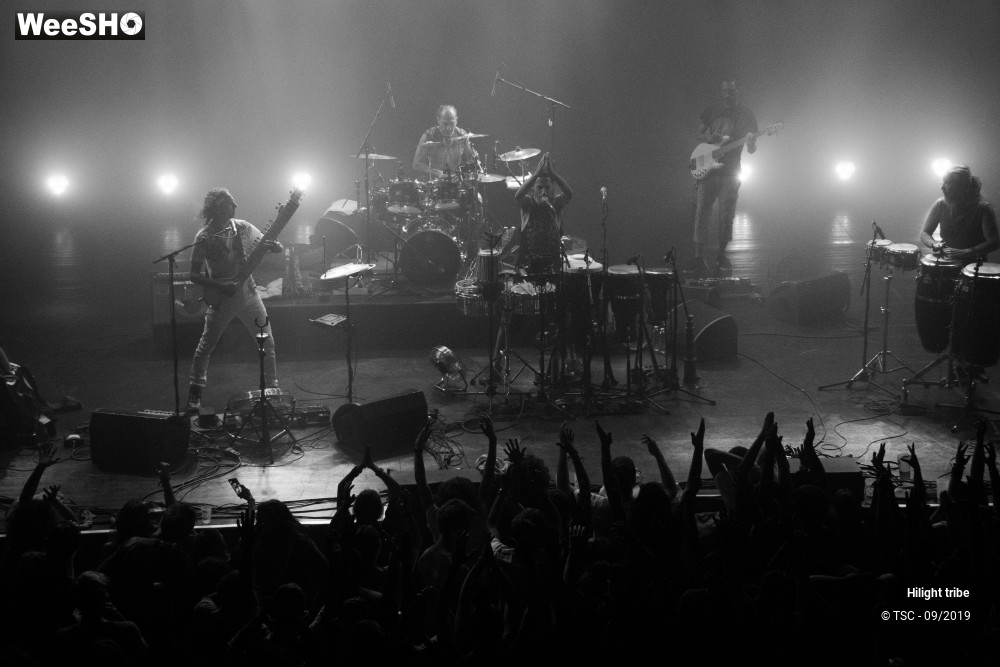 4/11 photos du spectacle Hilight Tribe
