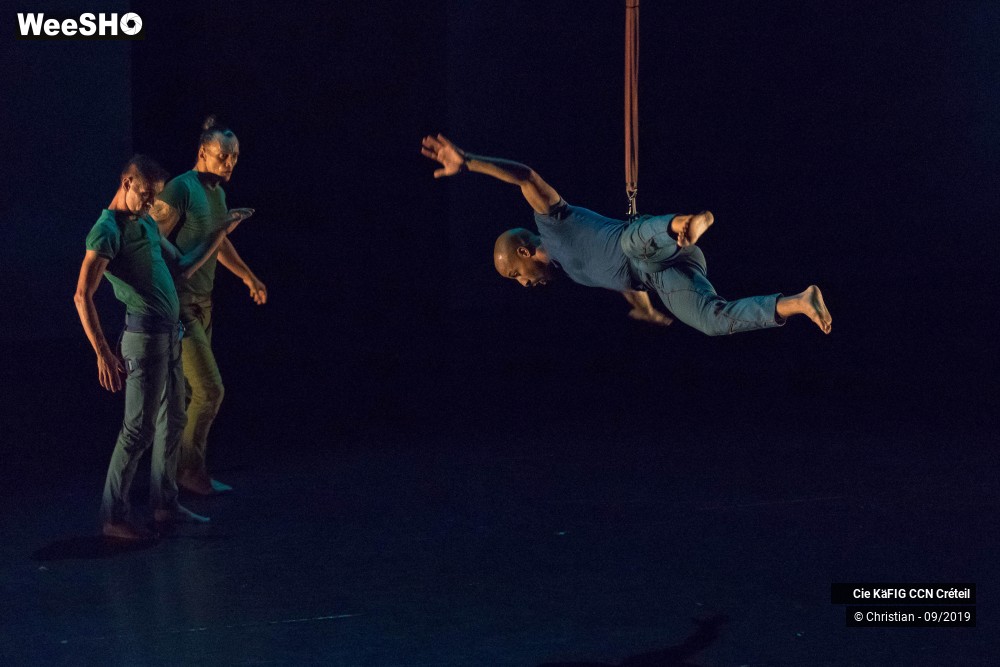 3/31 photos du spectacle Vertikal - Mourad Merzouki