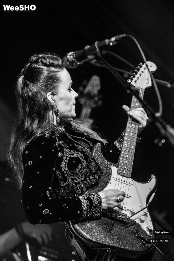 5/28 photos du spectacle Erja Lyytinen