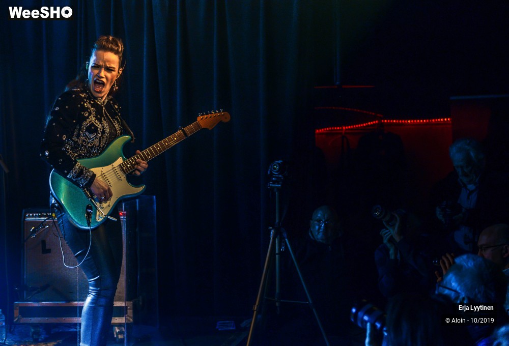 19/28 photos du spectacle Erja Lyytinen