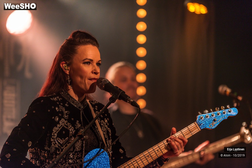25/28 photos du spectacle Erja Lyytinen