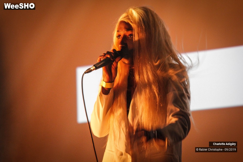 12/18 photos du spectacle Charlotte Adigery