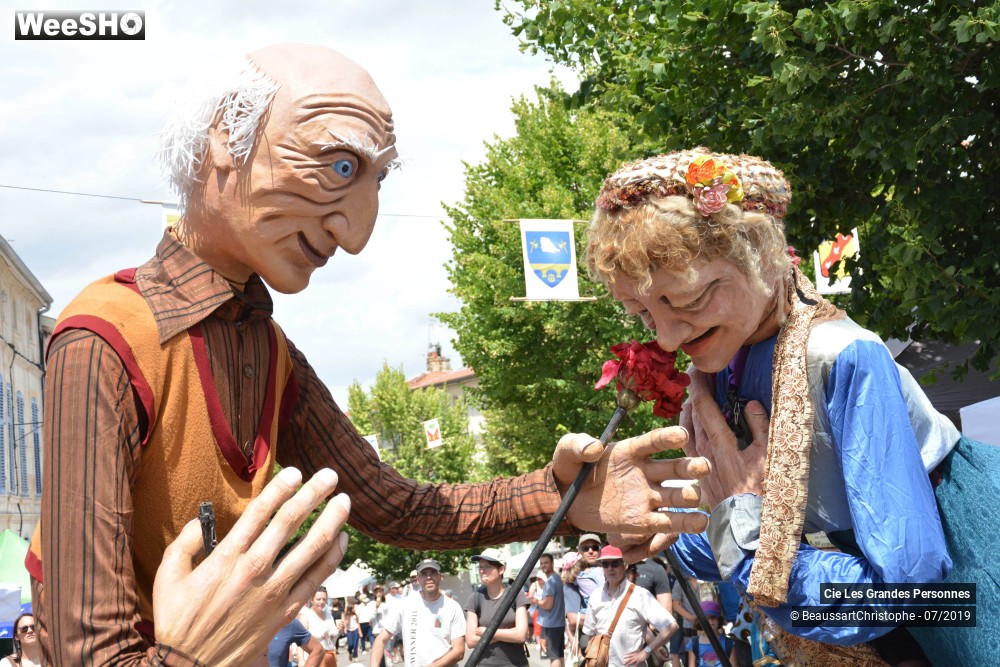 27/27 photos du spectacle Les Touristes