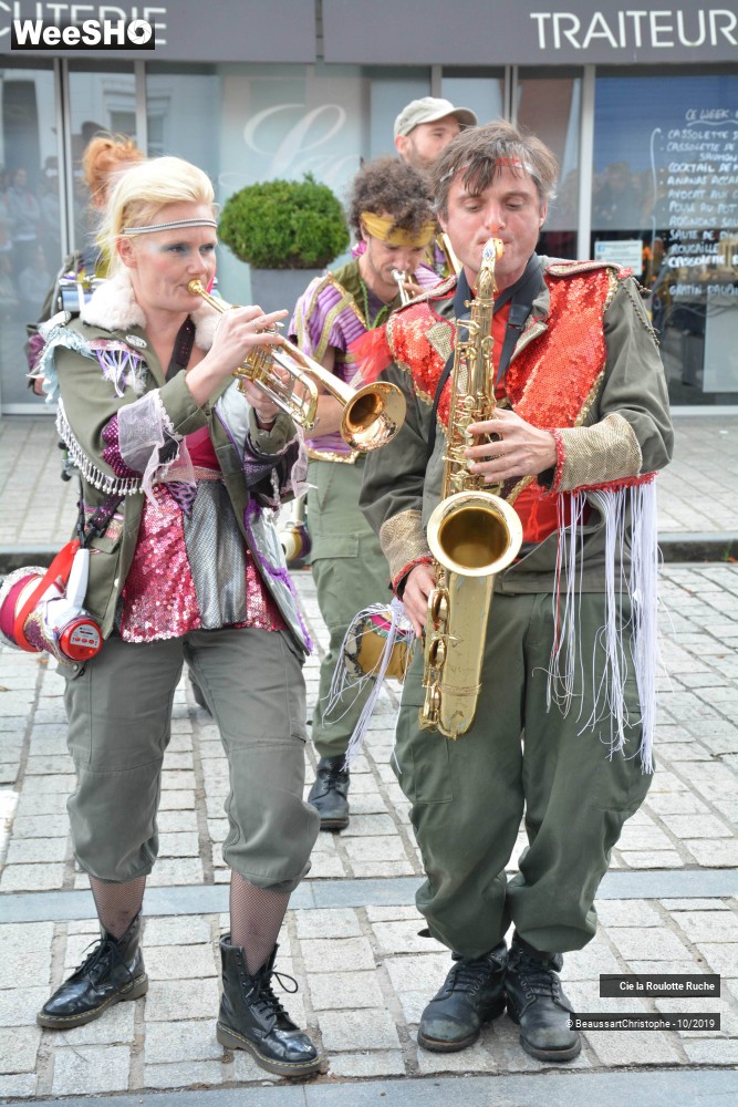 6/44 photos du spectacle Dissident Chaber