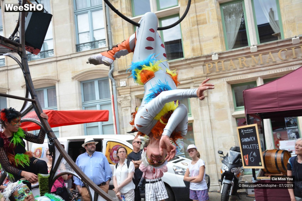 27/37 photos du spectacle Le cabaret aérien