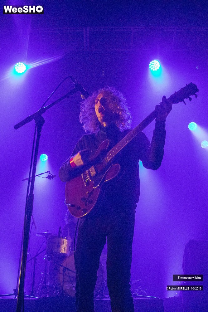 3/34 photos du spectacle The Mystery Lights