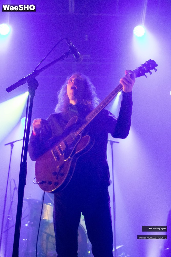 6/34 photos du spectacle The Mystery Lights