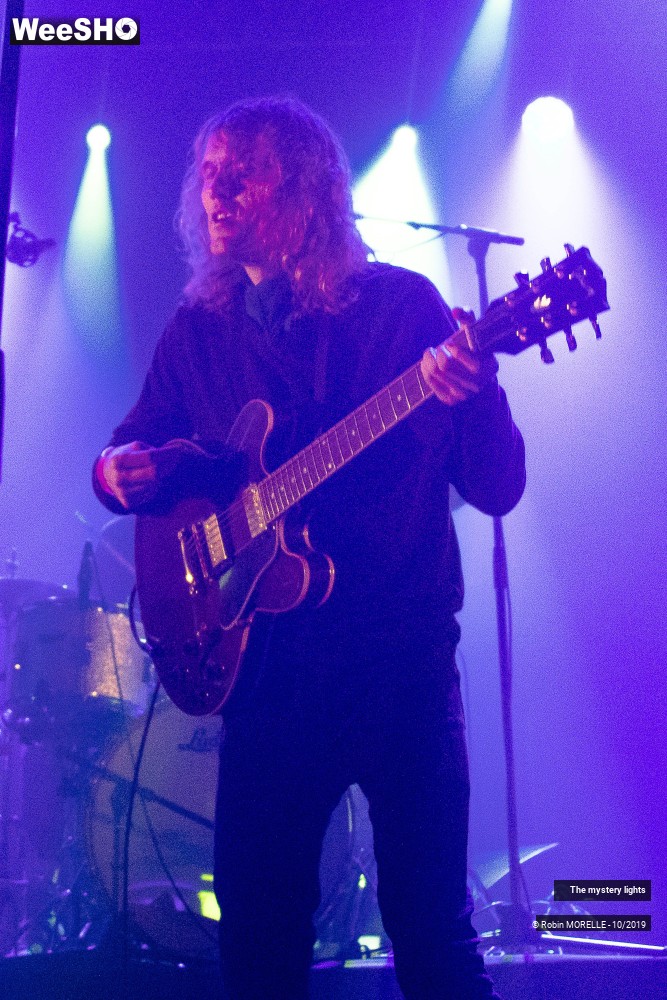 19/34 photos du spectacle The Mystery Lights