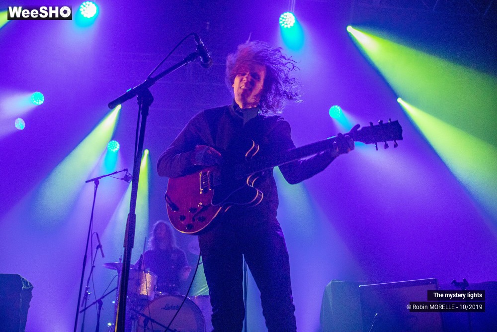 25/34 photos du spectacle The Mystery Lights