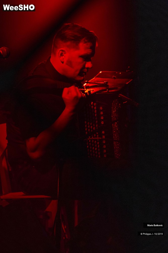 2/7 photos du spectacle Mario Batkovic