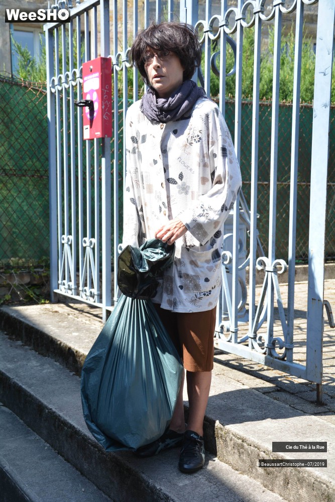 1/38 photos du spectacle A Vendre