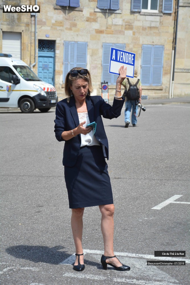 4/38 photos du spectacle A Vendre