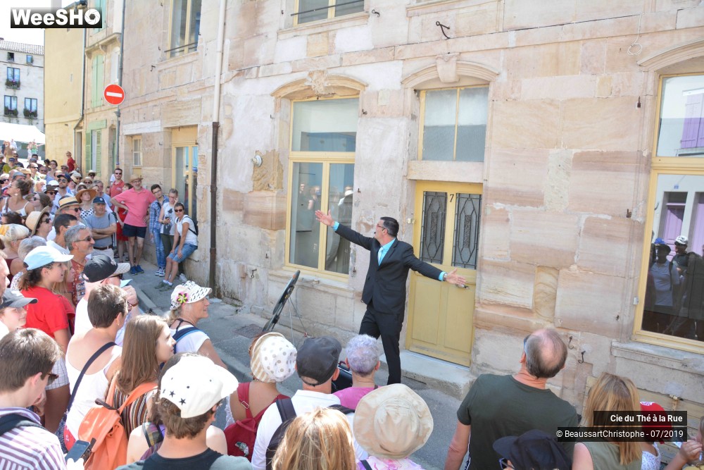 9/38 photos du spectacle A Vendre