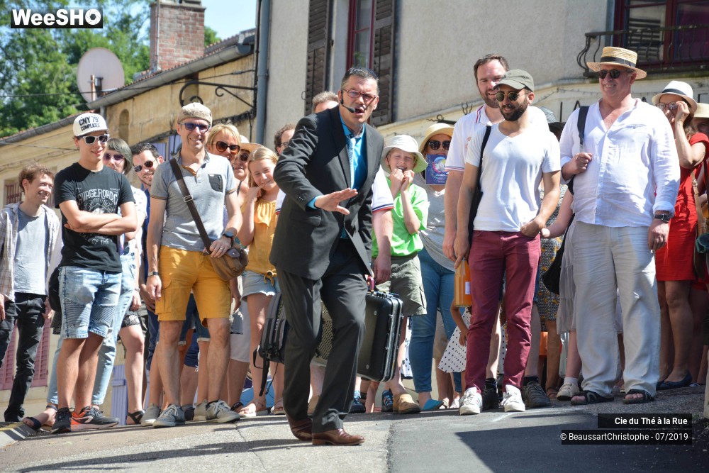 28/38 photos du spectacle A Vendre