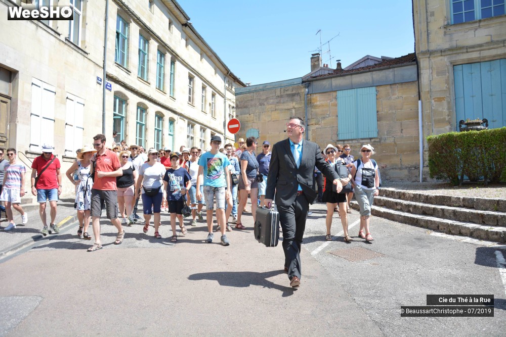 35/38 photos du spectacle A Vendre