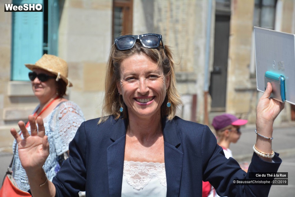 36/38 photos du spectacle A Vendre