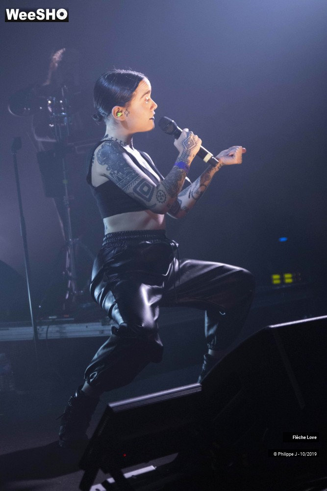 8/13 photos du spectacle Flèche Love