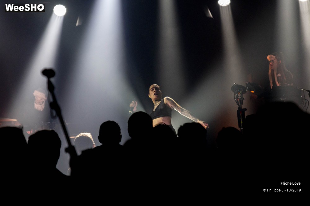 13/13 photos du spectacle Flèche Love