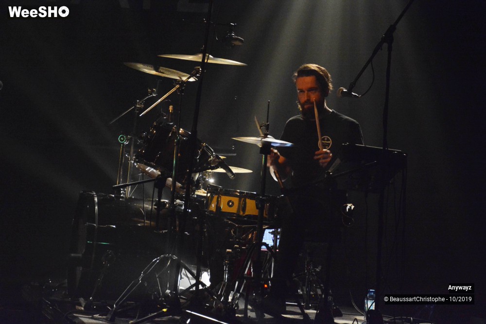 15/28 photos du spectacle Anywayz
