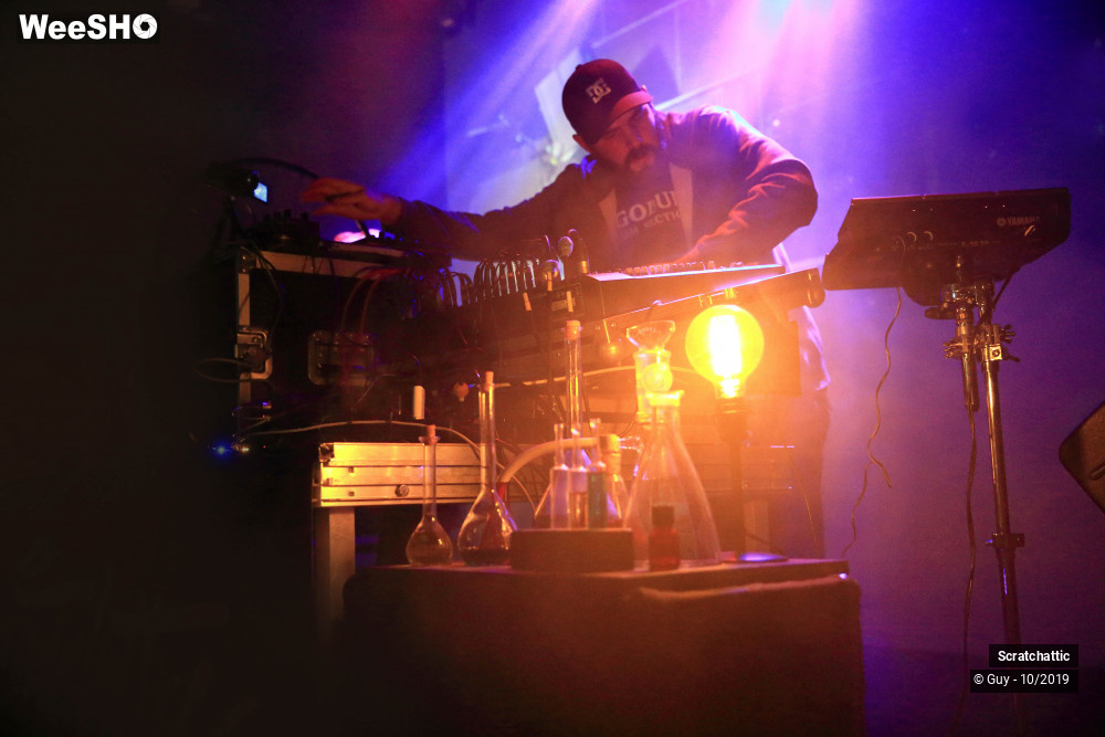 5/13 photos du spectacle Scratchattic