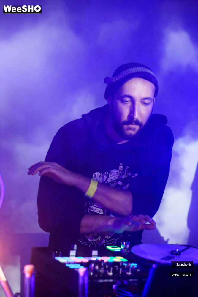 13/13 photos du spectacle Scratchattic