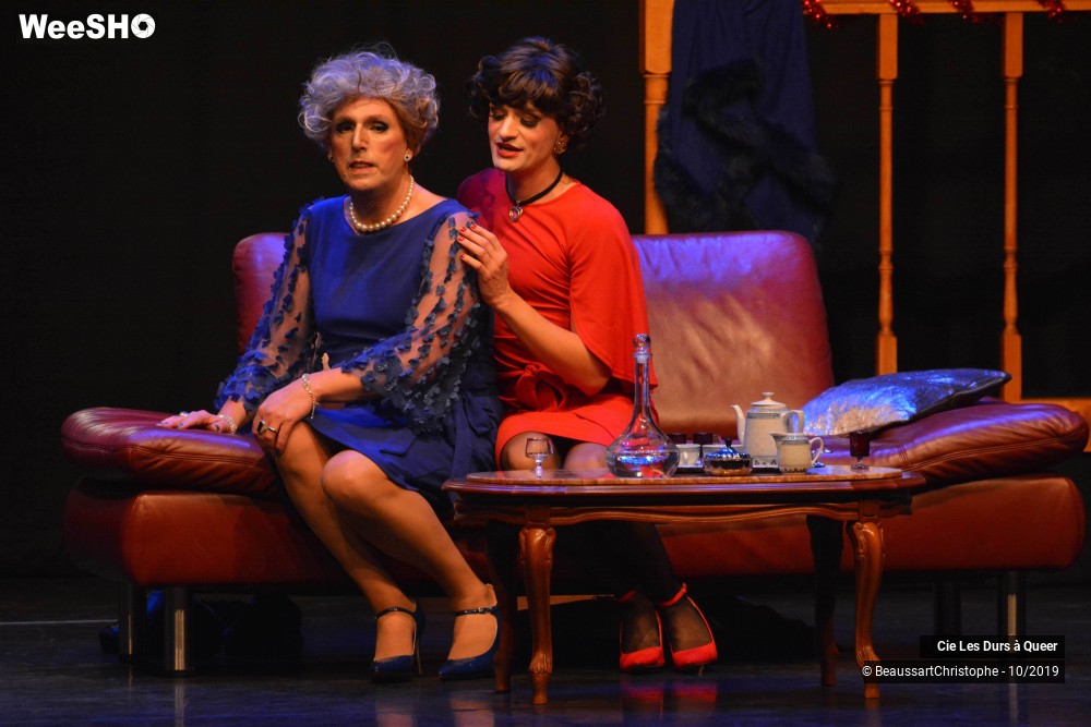 27/51 photos du spectacle 8 femmes ... ou presque