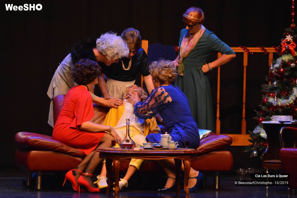 28/51 photos du spectacle 8 femmes ... ou presque