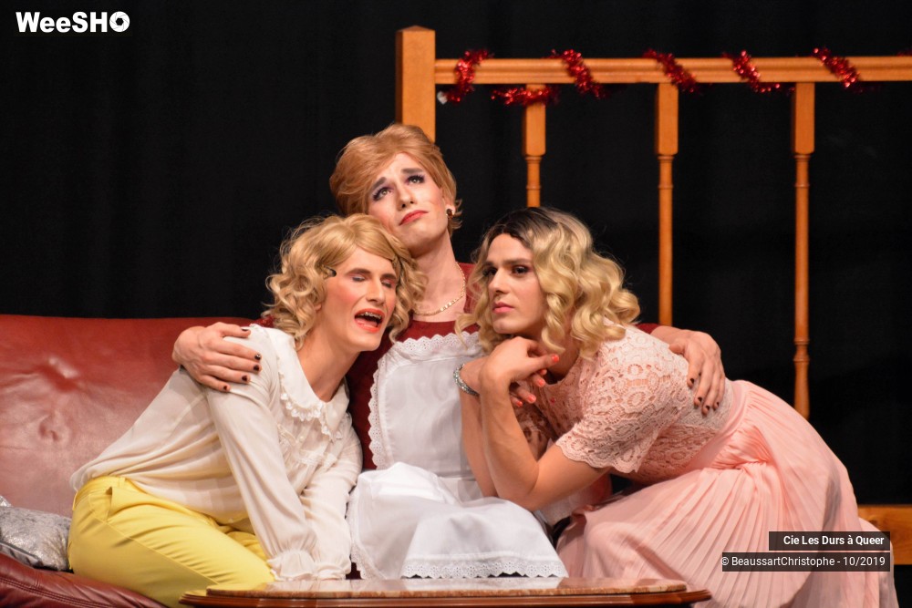 44/51 photos du spectacle 8 femmes ... ou presque