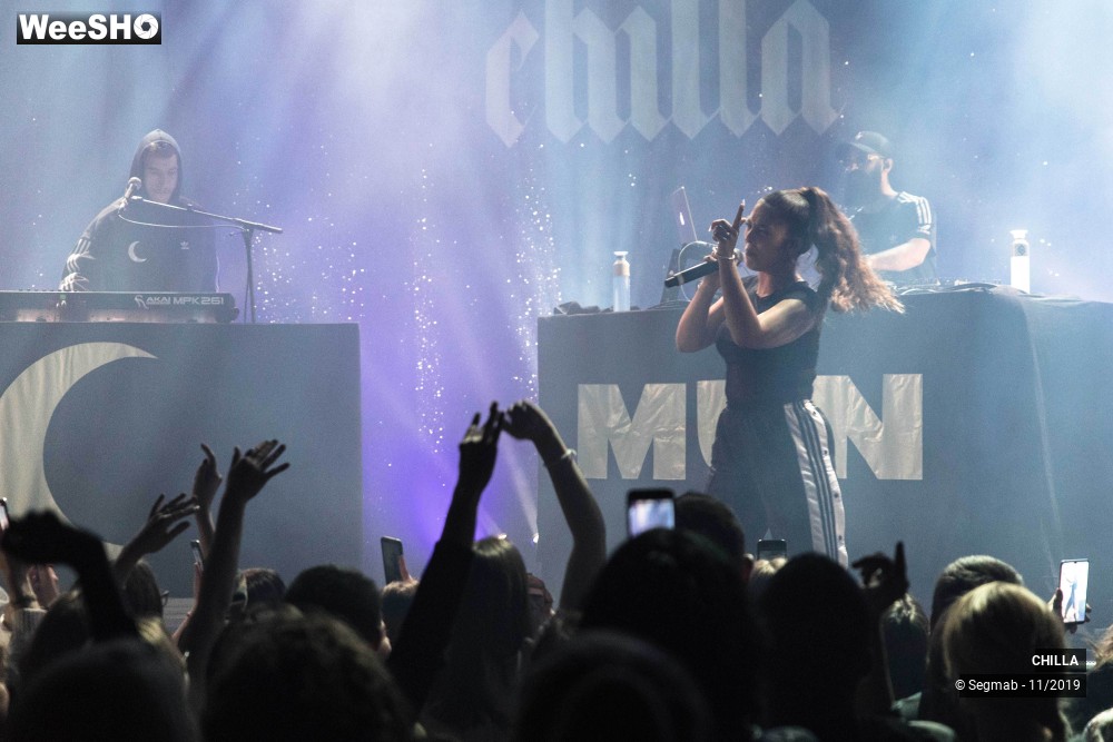 13/17 photos du spectacle CHILLA
