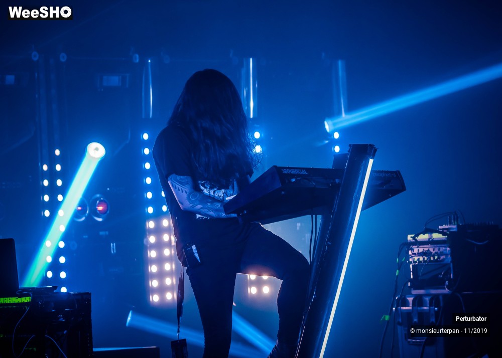 26/30 photos du spectacle Perturbator