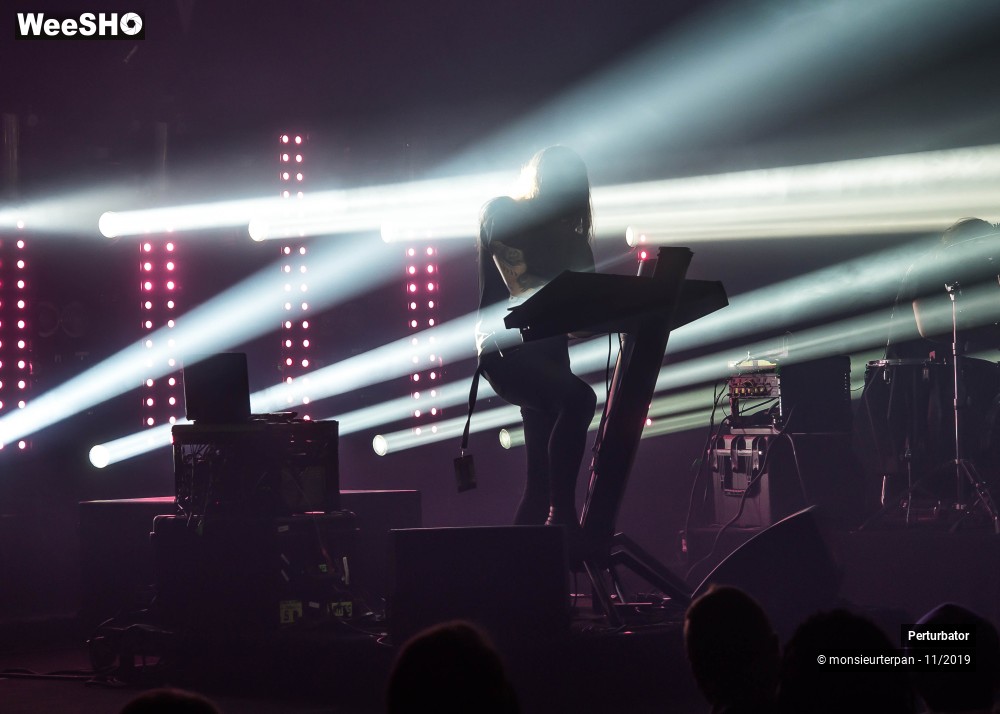 29/30 photos du spectacle Perturbator
