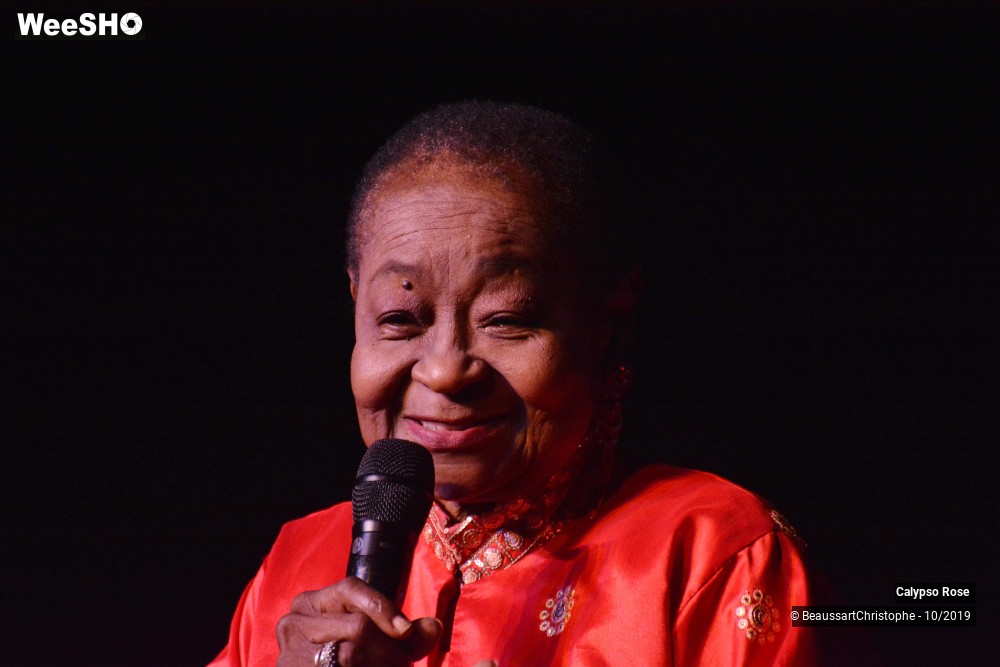 28/36 photos du spectacle Calypso Rose